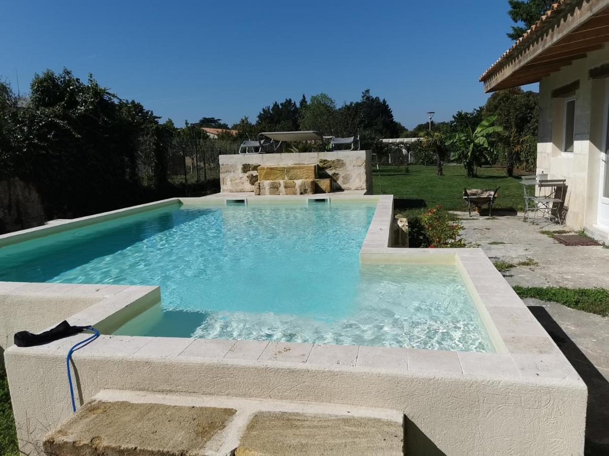 Jolie Villa Avec Piscine Dans Le St Emilionnais Sainte-Terre Exterior photo