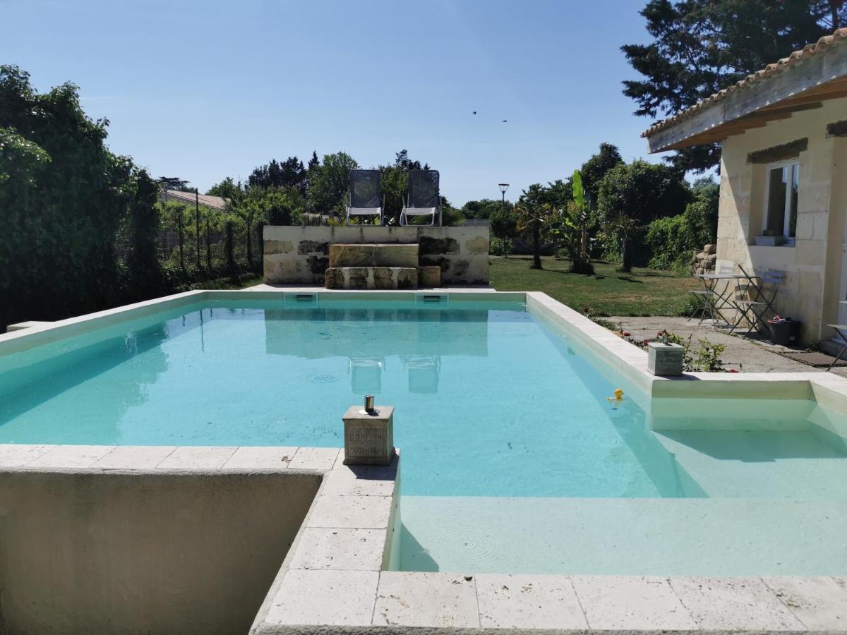 Jolie Villa Avec Piscine Dans Le St Emilionnais Sainte-Terre Exterior photo